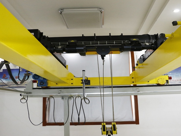 欧式双梁起重机在重载下如何保持低磨损