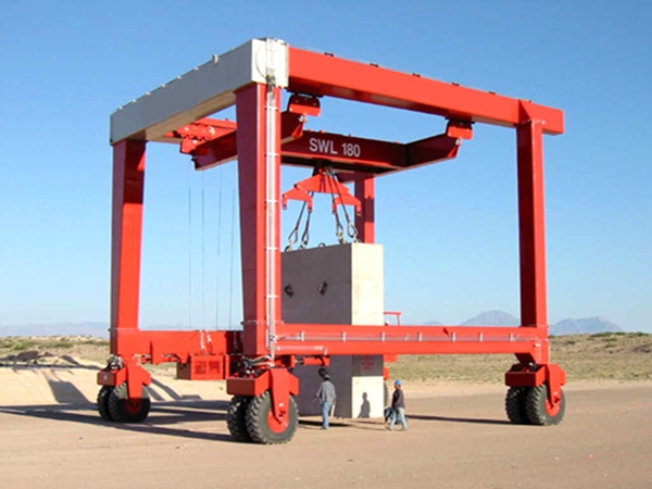 轮胎式起重机侧翻事故频发 根源问题到底出在哪